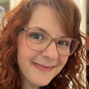 Meet your Posher, Julie